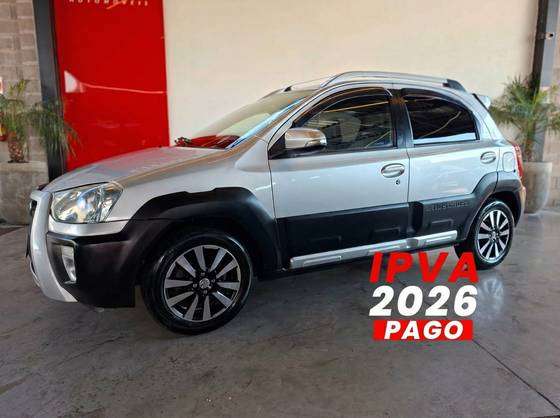 TOYOTA ETIOS 1.5 XLS 16V FLEX 4P MANUAL